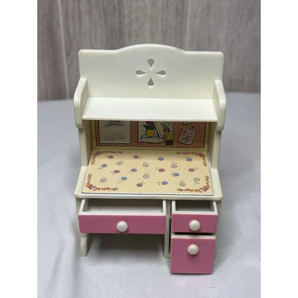 Vintage Epoch Calico Critters DESK & CHAIR
